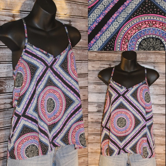 Hollister | Mixed Print Tapestry Camisole - Picture 2 of 4